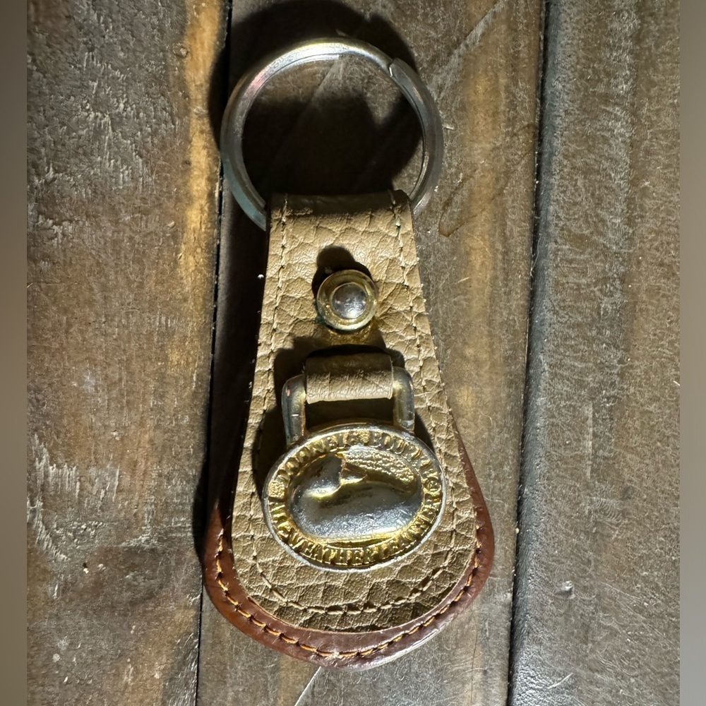 Vintage Dooney & Bourke All Weather Leather Logo Keychain